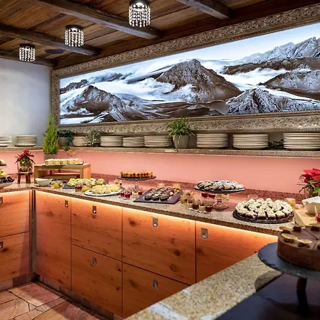 Kesselspitze & Chalet, Valamar Collection Hotel 4*