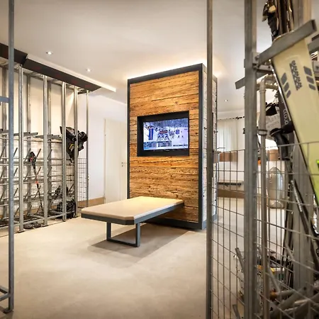 Kesselspitze & Chalet, Valamar Collection Hotel 4*