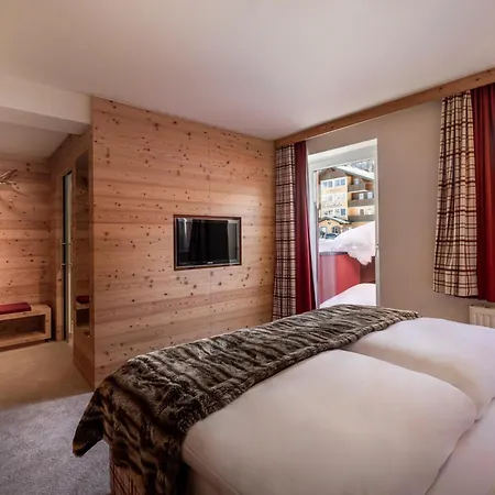 Kesselspitze & Chalet, Valamar Collection 4* オーバータウエルン