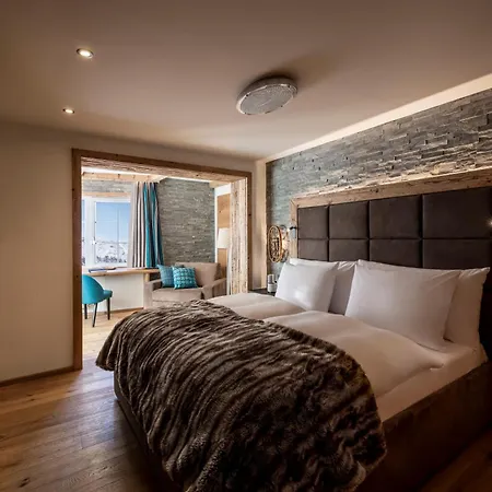 Kesselspitze & Chalet, Valamar Collection ホテル 4*
